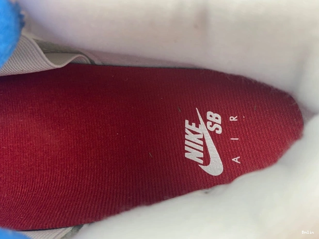 Boostmaster lin Jordan 4 Retro SB DR5415-104 0806
